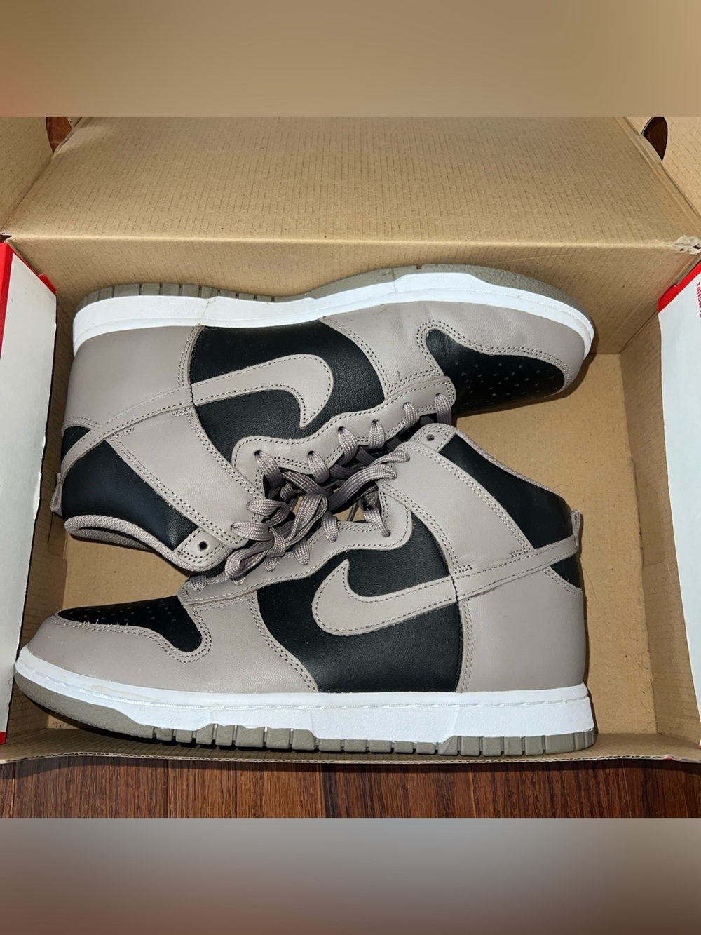 NIKE Dunk High Moon Fossil Sneakers Women Sz 9.5